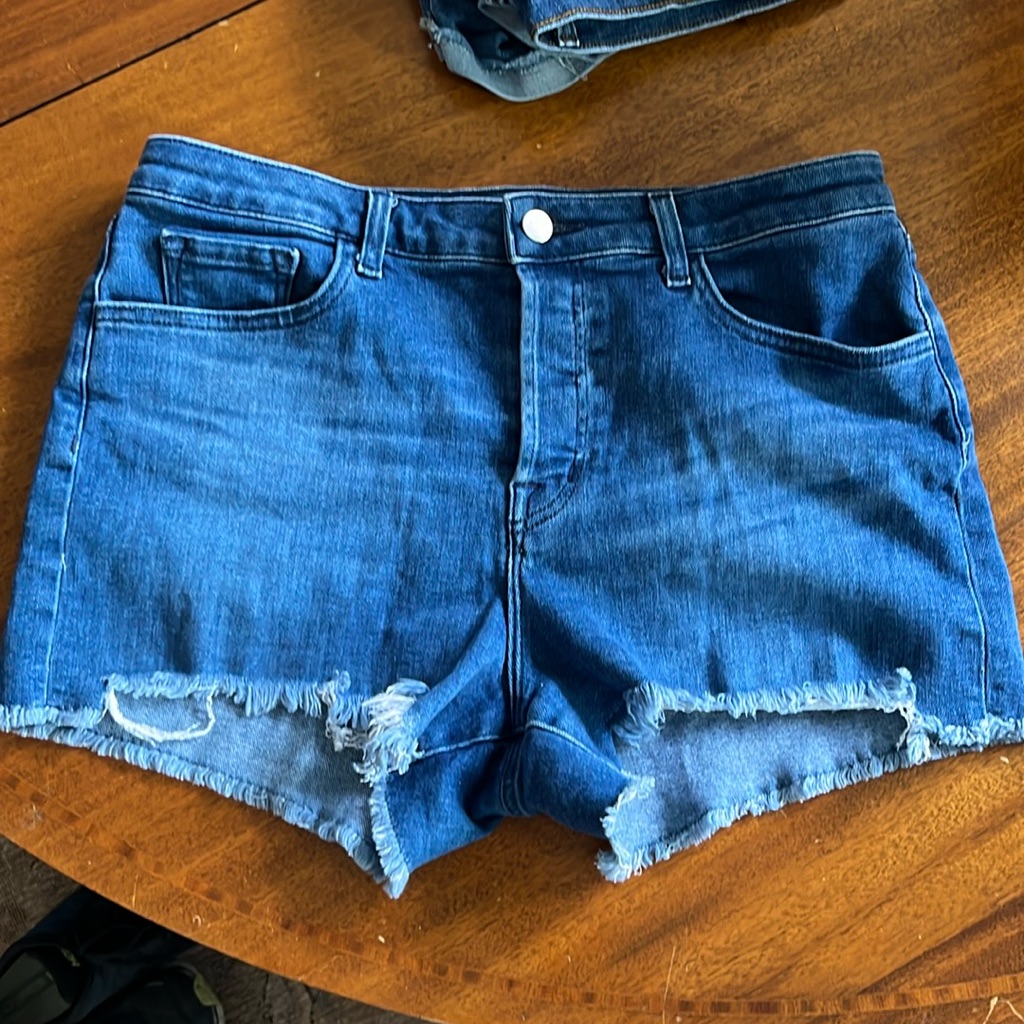 J Brand Jean Shorts Size 30 J Brand Jean Shorts Size 30